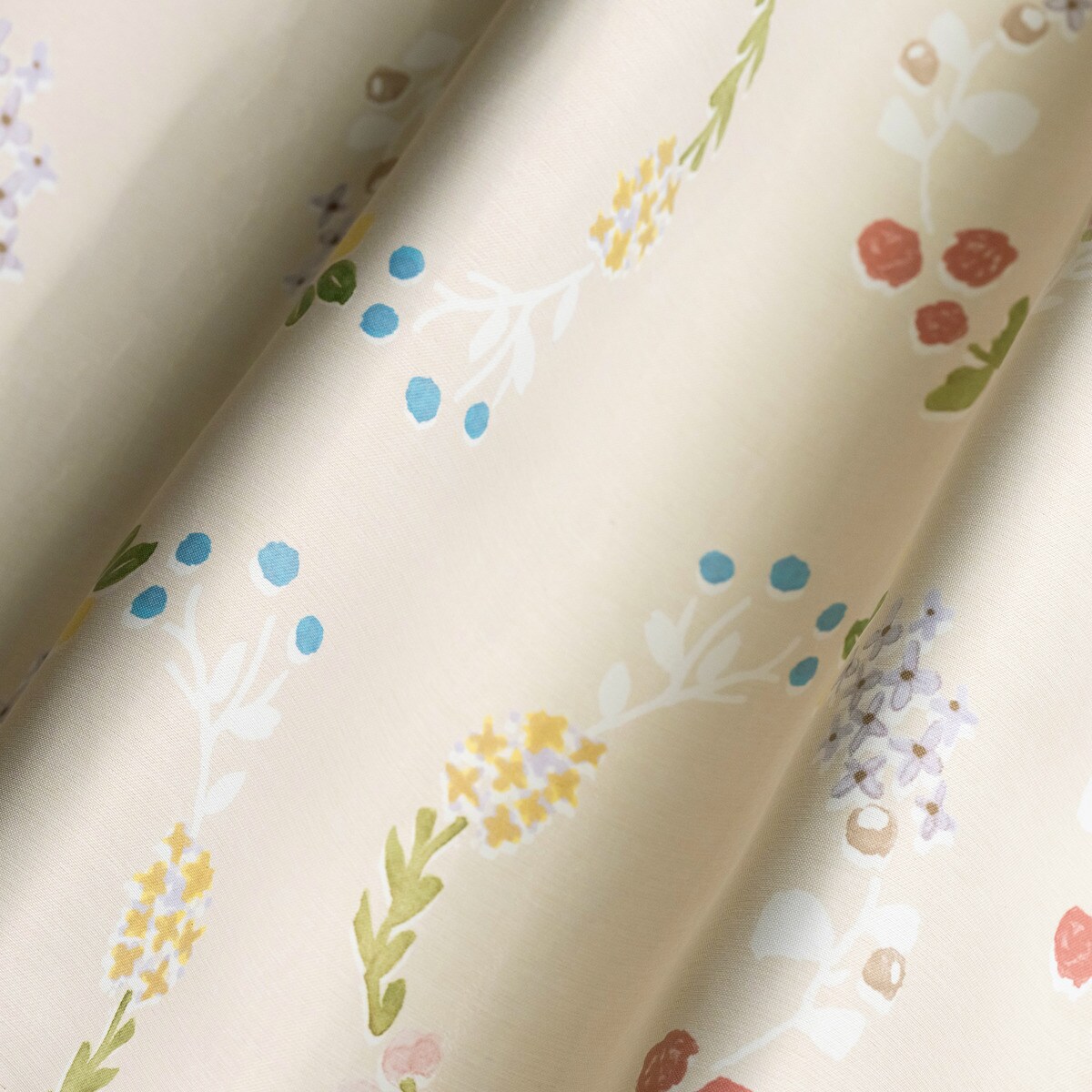 遮光3級・遮熱・保温・形状記憶・156サイズ カーテン（花束） IV ※オリジナルクッションカバー付き【メーカー直送・】