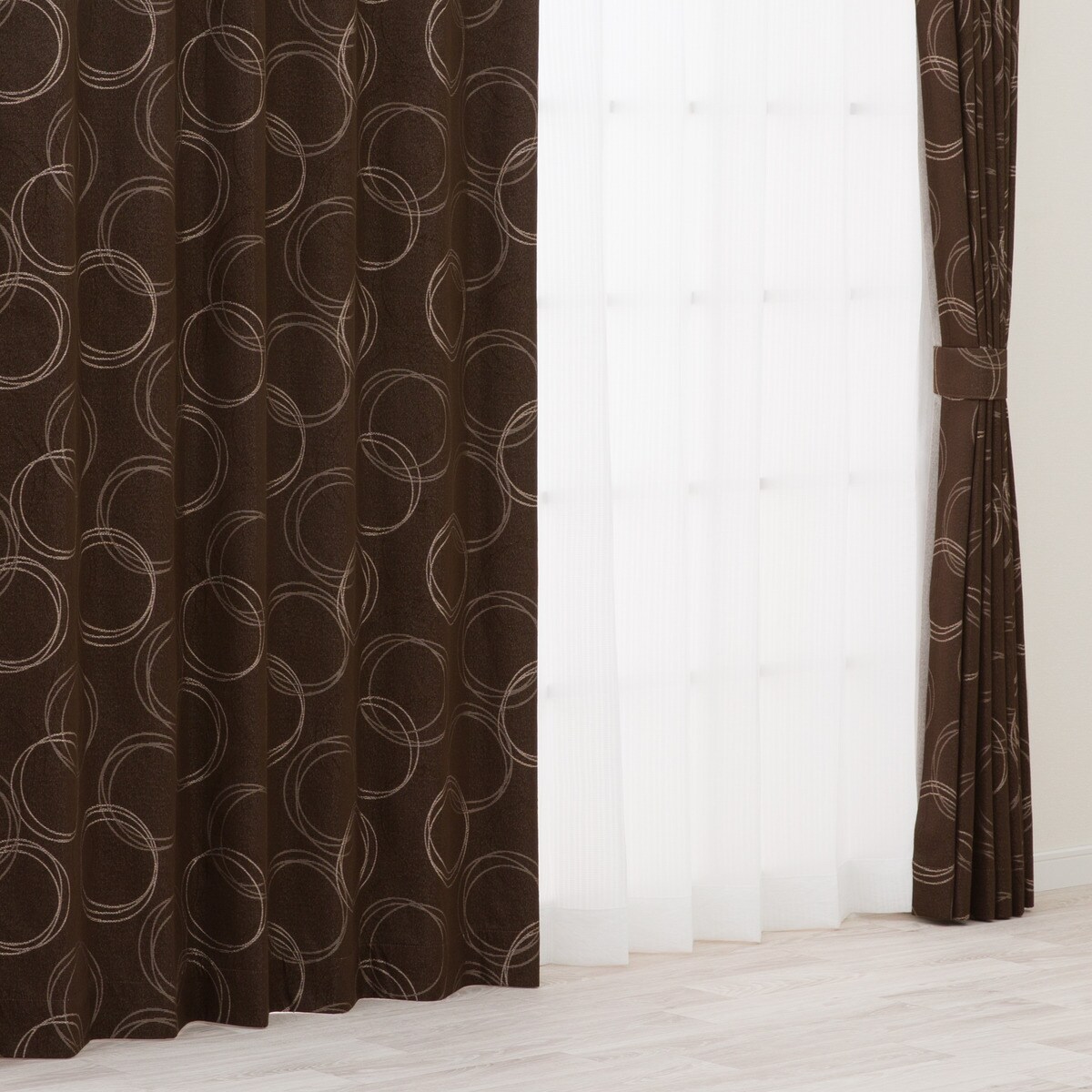 遮光1級・遮熱・遮音カーテン(RD124)