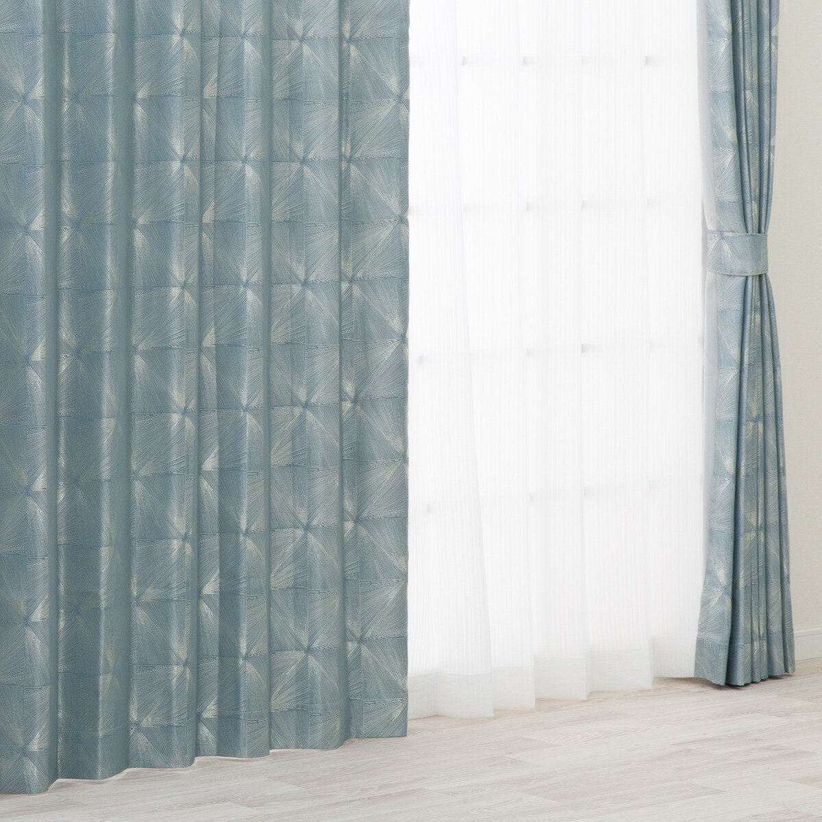 裏地付き遮光2級・遮熱ジャカードカーテン(PK264 ブルー)