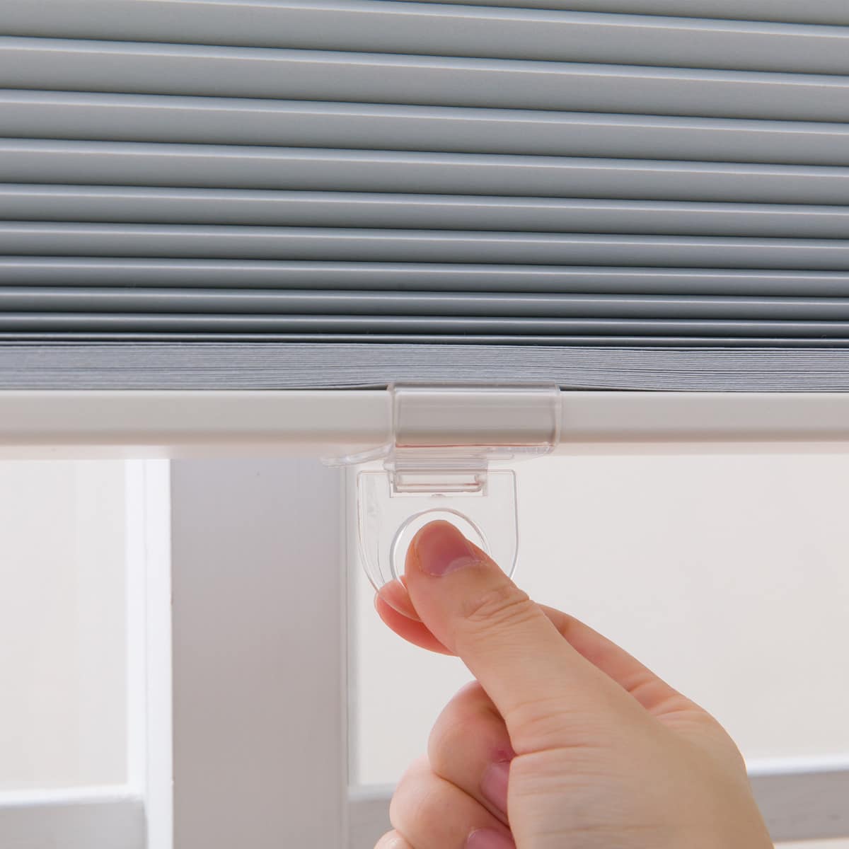 【断熱・遮光】ハニカム構造のシェード(PE1 ホワイト)