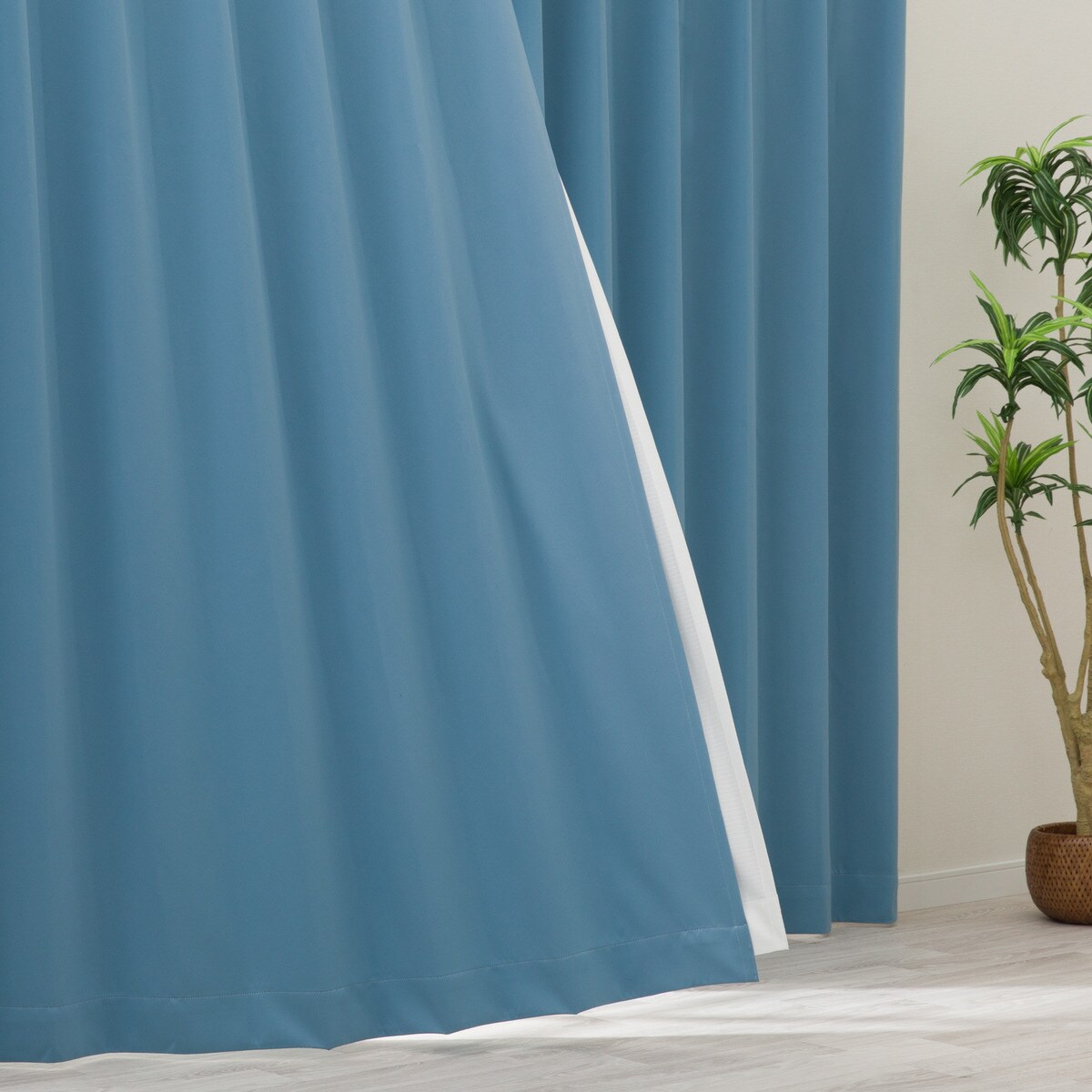 ニトリの【防炎セット】4枚セットカーテン　遮光1級・遮熱・保温・昼遮像・UVカット (SMB-39)【メーカー直送・】(カーテン・レース)