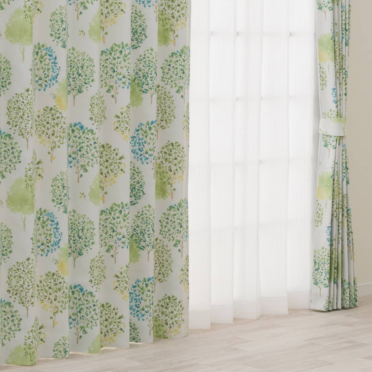 ニトリの遮光2級・遮熱カーテン(RD136 グリーン)(カーテン・レース)