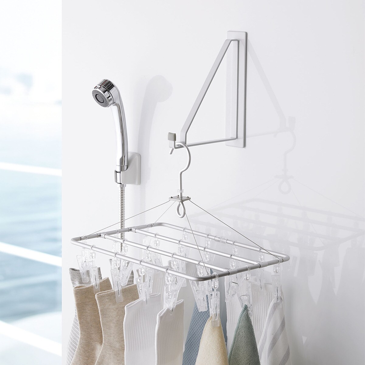 マグネットバスルーム物干しハンガー(ホワイト)