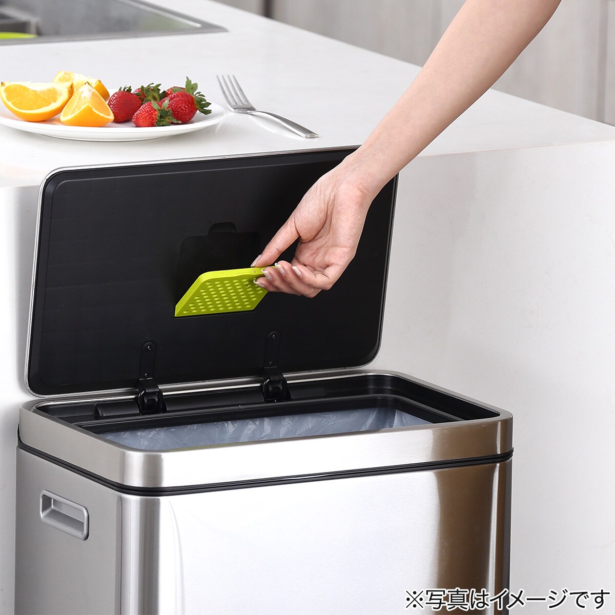 ステップ式分別ゴミ箱(防臭タイプ 20L＋20L 9368 シルバー)【メーカー直送・】