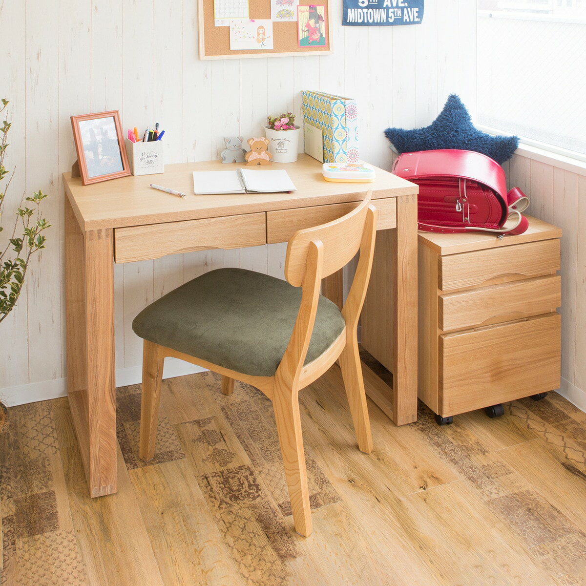 タモ突板の木目がうつくしい天然木デスク 奥行45cm （幅90cm ライトブラウン） 　メーカー直送・