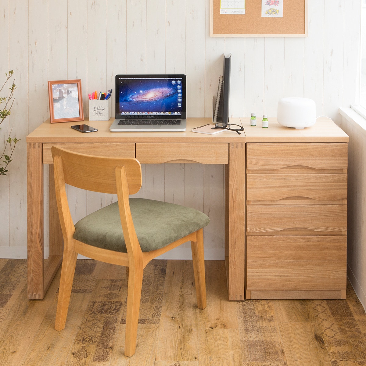 タモ突板の木目がうつくしい天然木デスク 奥行45cm （幅90cm ライトブラウン） 　メーカー直送・