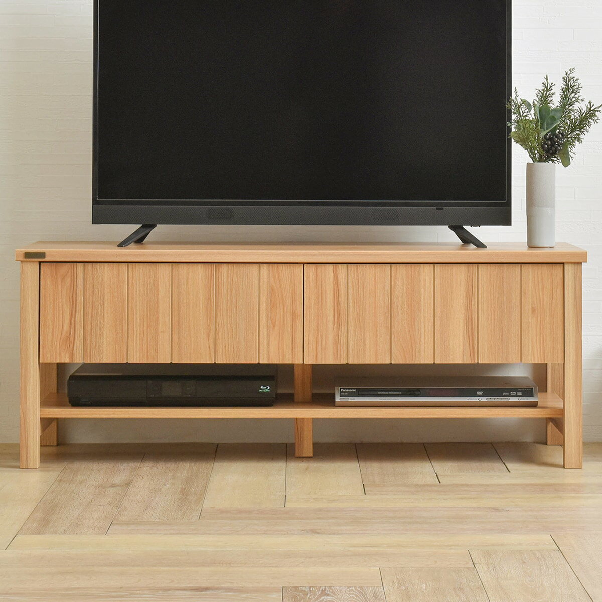 ナチュラルテイストな天然木調のテレビ台(ローボード118cm幅 ライトブラウン)  【・メーカー直送品】 【1年保証】 【期間限定価格：1/1〜2/2まで】