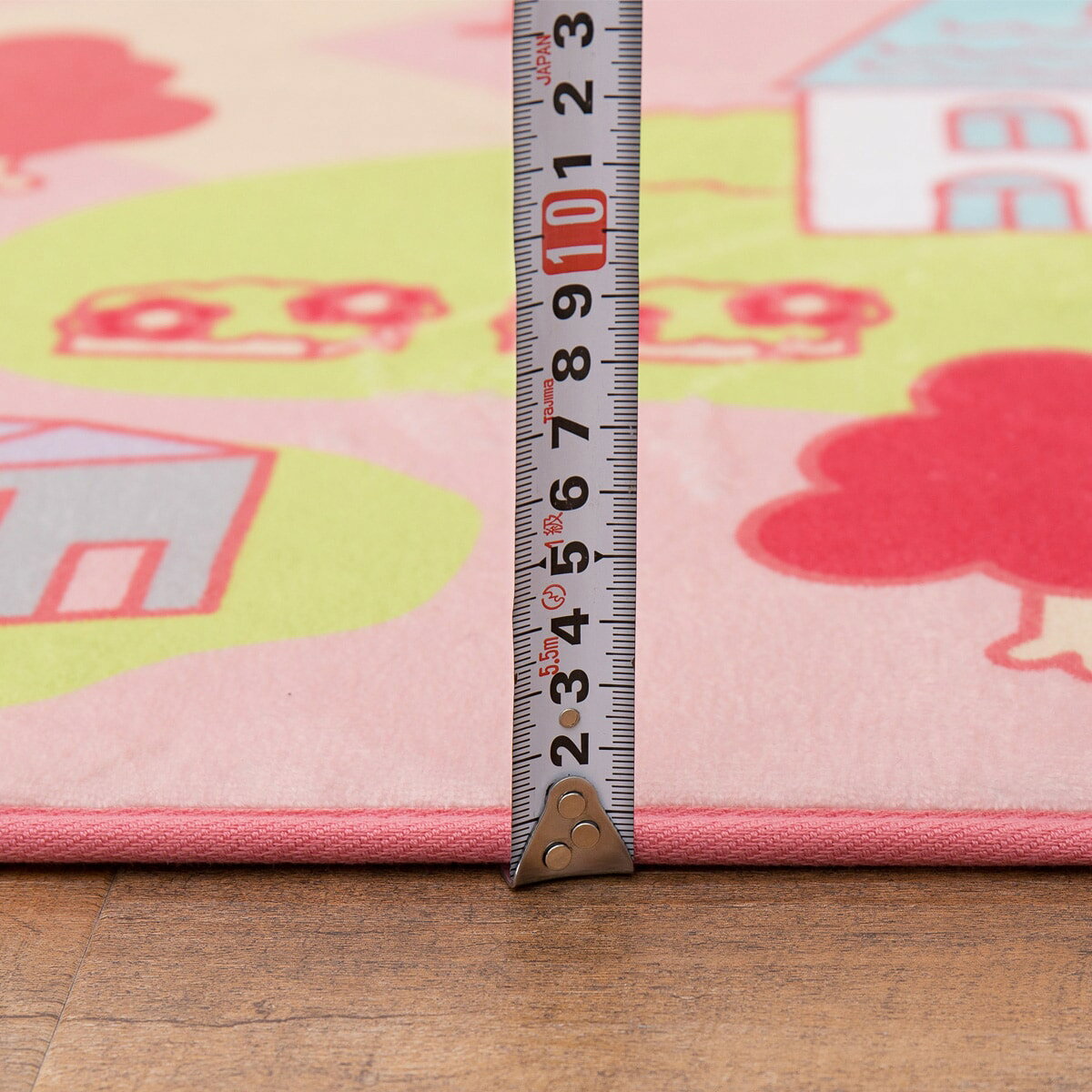 洗えるキッズラグ　プリンセスタウン　190×190 　メーカー直送・