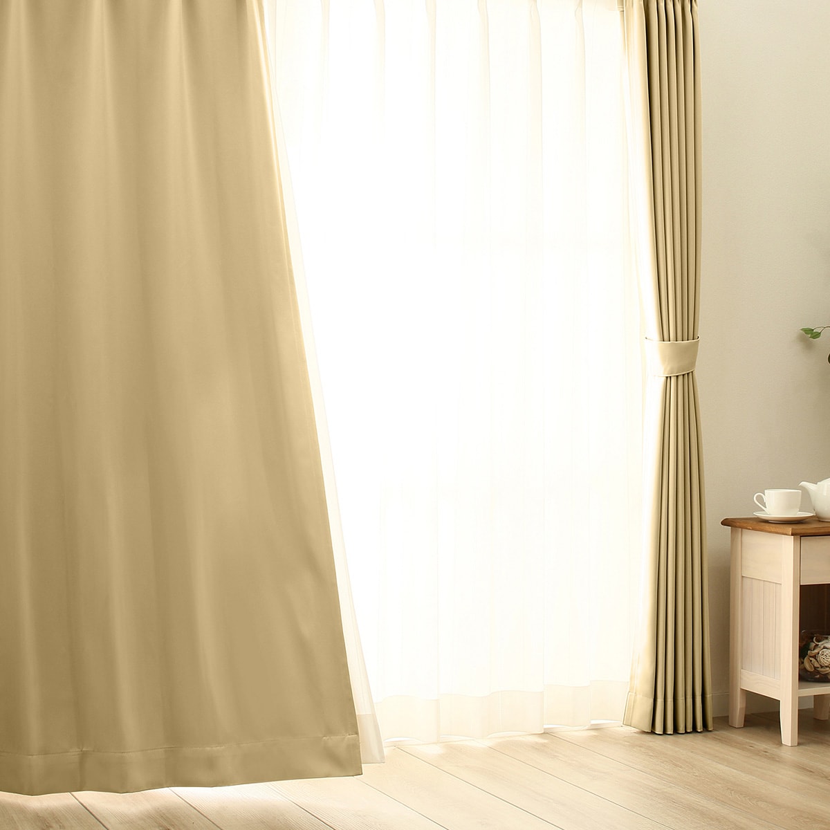 遮光1級・遮熱・防炎・156サイズ・44色カーテン ベージュ（BE-2） 日本製 　メーカー直送・