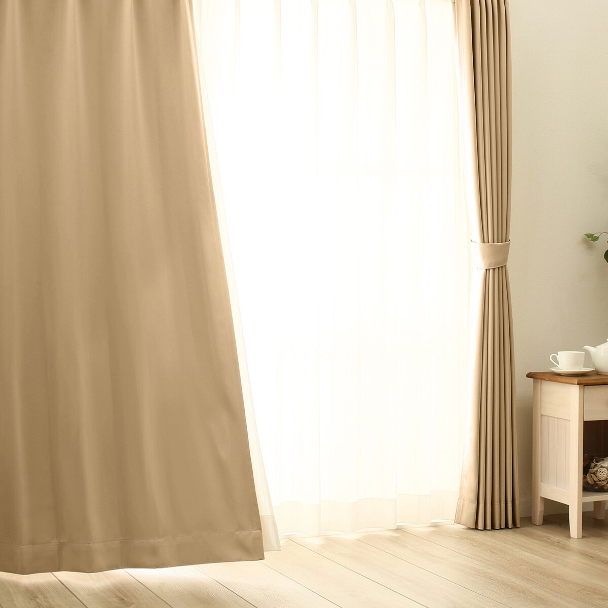 遮光1級・遮熱・防炎・156サイズ・44色カーテン ブラウン（BR-1） 日本製 　メーカー直送・