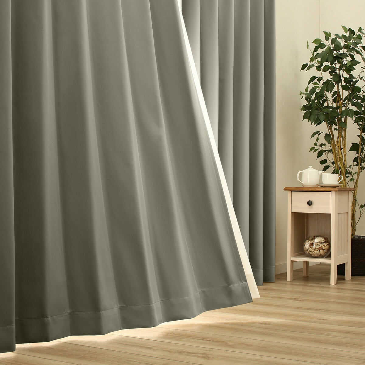 遮光1級・遮熱・防炎・156サイズ・44色カーテン グレー（KCH） 日本製 ニトリ　メーカー直送・送料無料