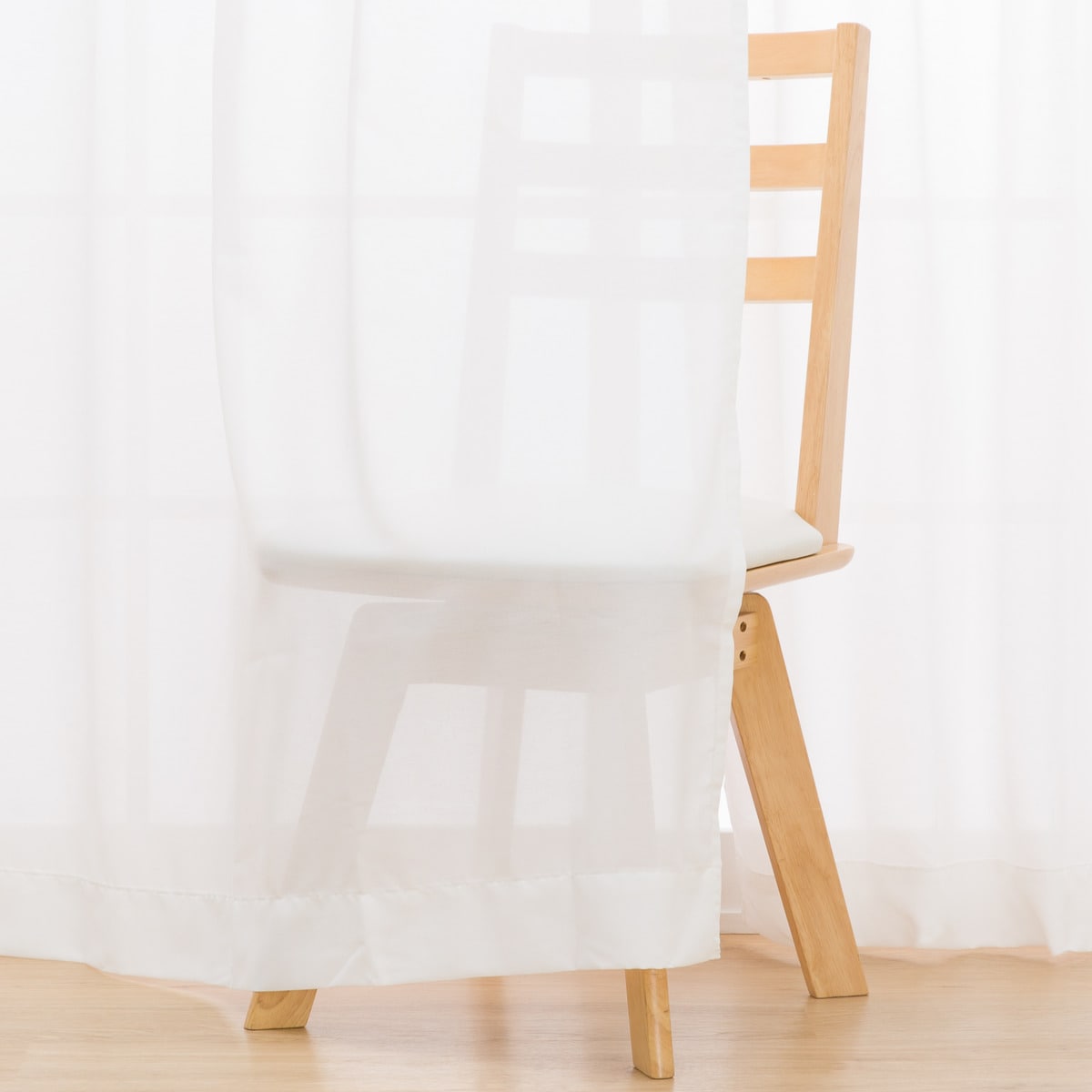 昼　外から見えにくい遮熱レースカーテン（ボイル DH55）  デコホーム