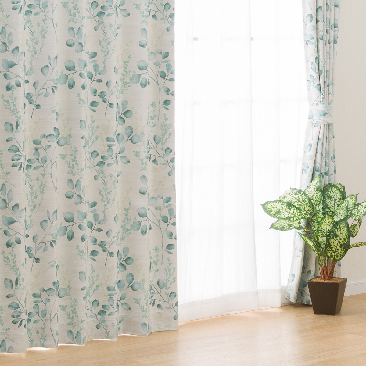 遮光・遮熱ドレープカーテン (DH60 グリーン)   デコホーム