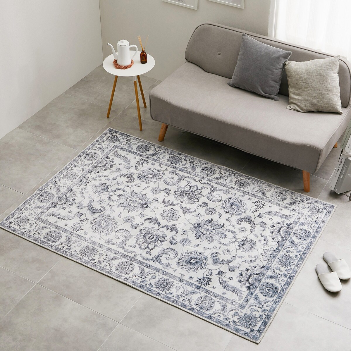 オリエンタルなデザインの洗える起毛プリントラグ  メーカー直送・