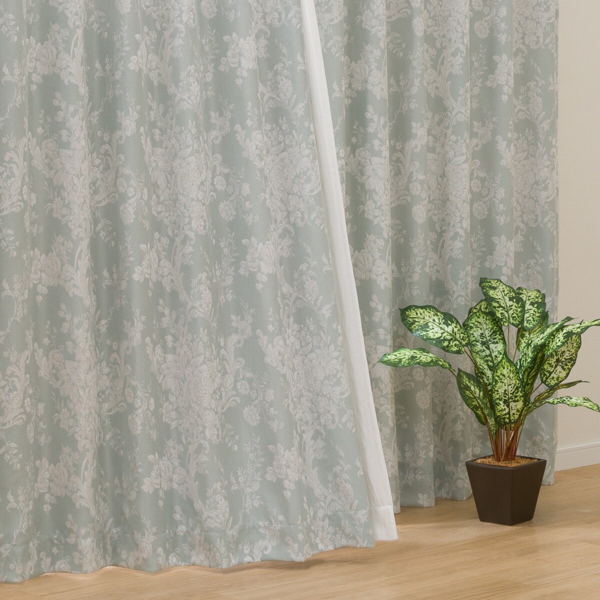 裏地付き 遮光2級・遮熱カーテン(RK005 グリーン）