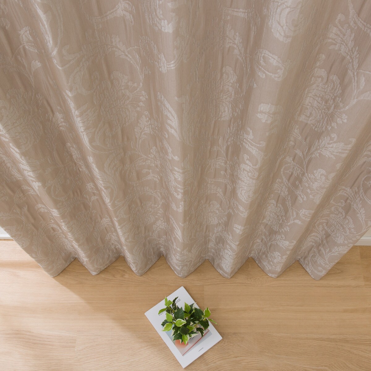 遮光2級・遮熱ジャカードカーテン(RK006 モカ)