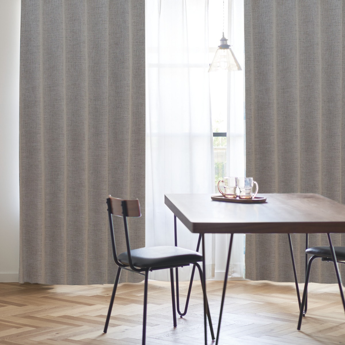 遮光2級・遮熱カーテン(PK021 グレー)