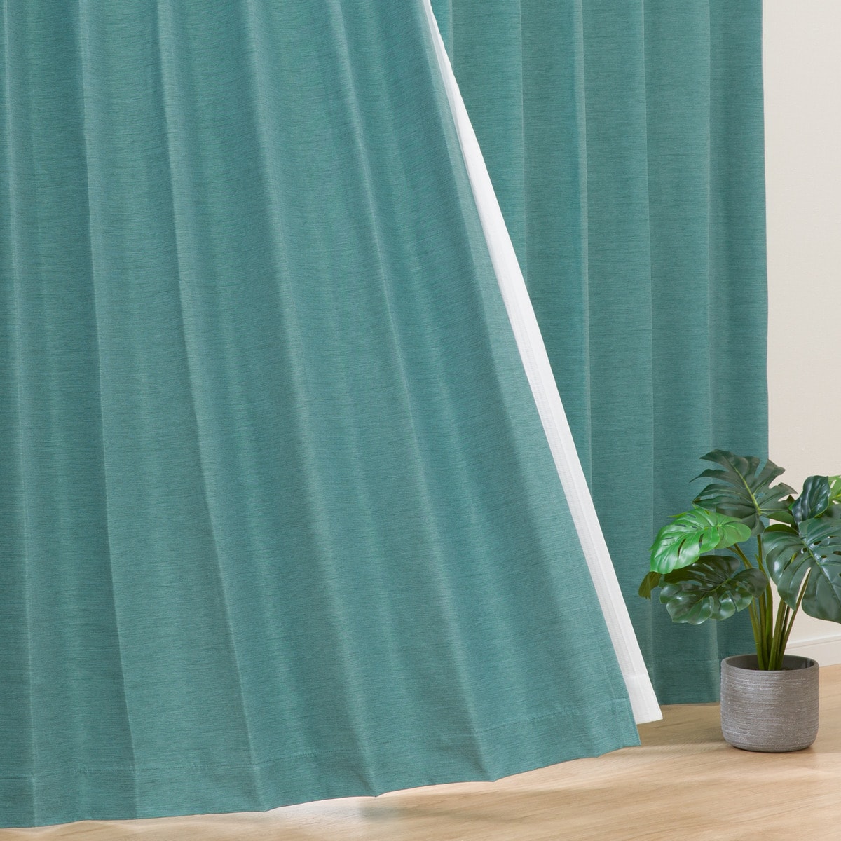 ニトリの遮光1級・防炎カーテン(パレット3 グリーン)　 　幅100cm 幅150cm 丈110cm 丈135cm 丈178cm 丈190cm 丈200cm 丈210cm 丈220cm 丈230cm(カーテン・レース)