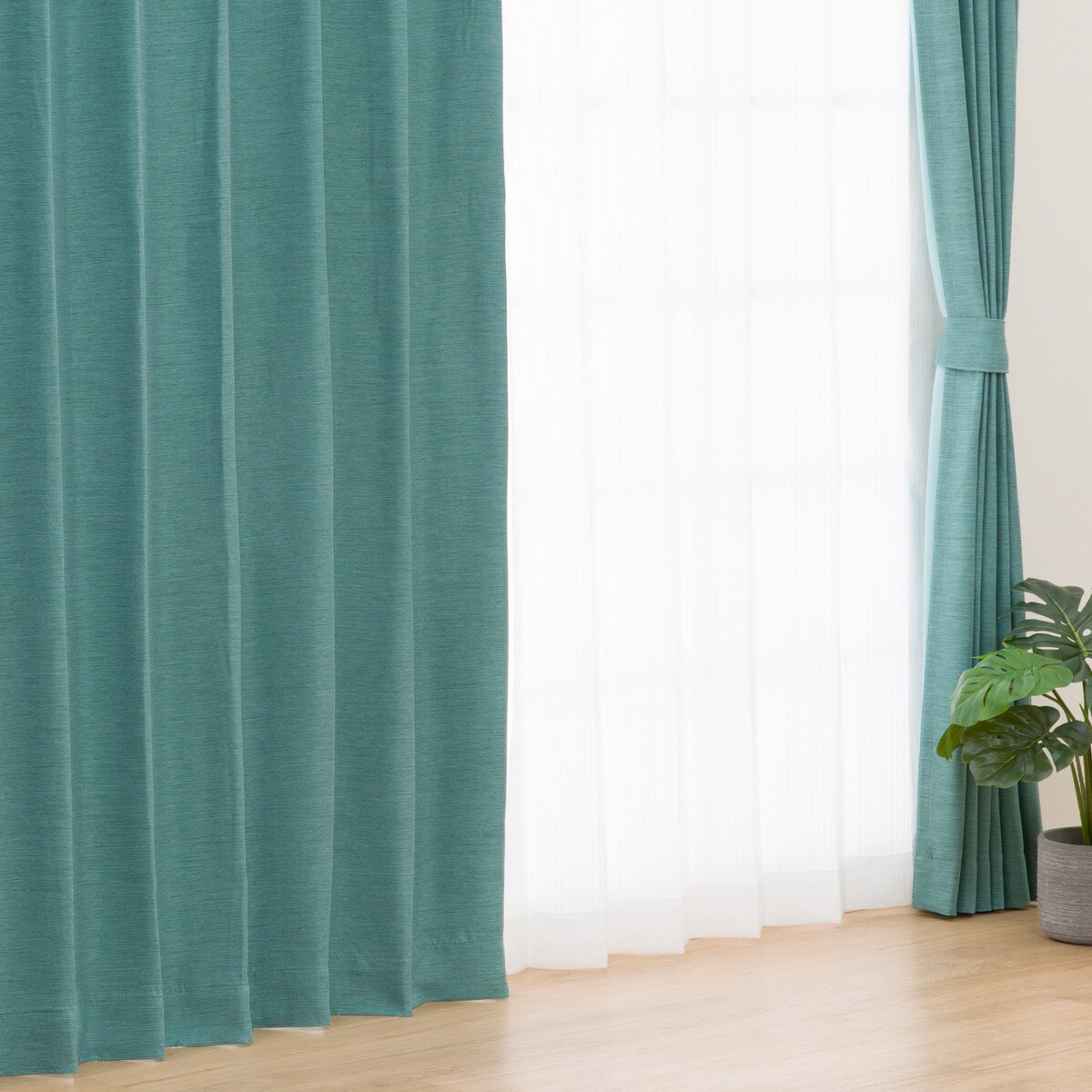 遮光1級・防炎カーテン(パレット3 グリーン)　 　幅100cm 幅150cm 丈110cm 丈135cm 丈178cm 丈190cm 丈200cm 丈210cm 丈220cm 丈230cm