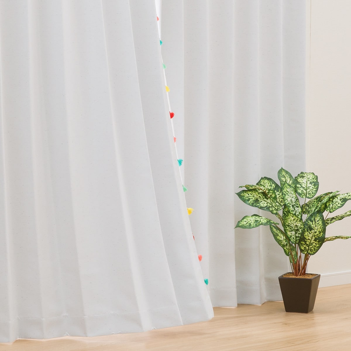 裏地付き遮光2級カーテン(レベッカBK 100X200X2) 【1年保証 裏地付き遮光2級カーテン(レベッカBK 100X200X2) 【1年保証