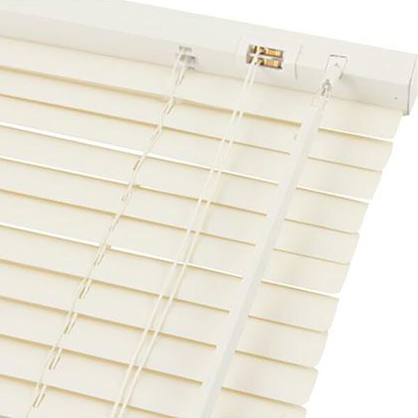 既製ブラインド(リンクス3 IV 88X183)