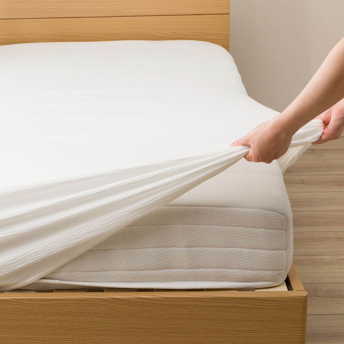 マルチすっぽりシーツ　セミダブル(フンワリWガーゼWHSD)   【1年保証】