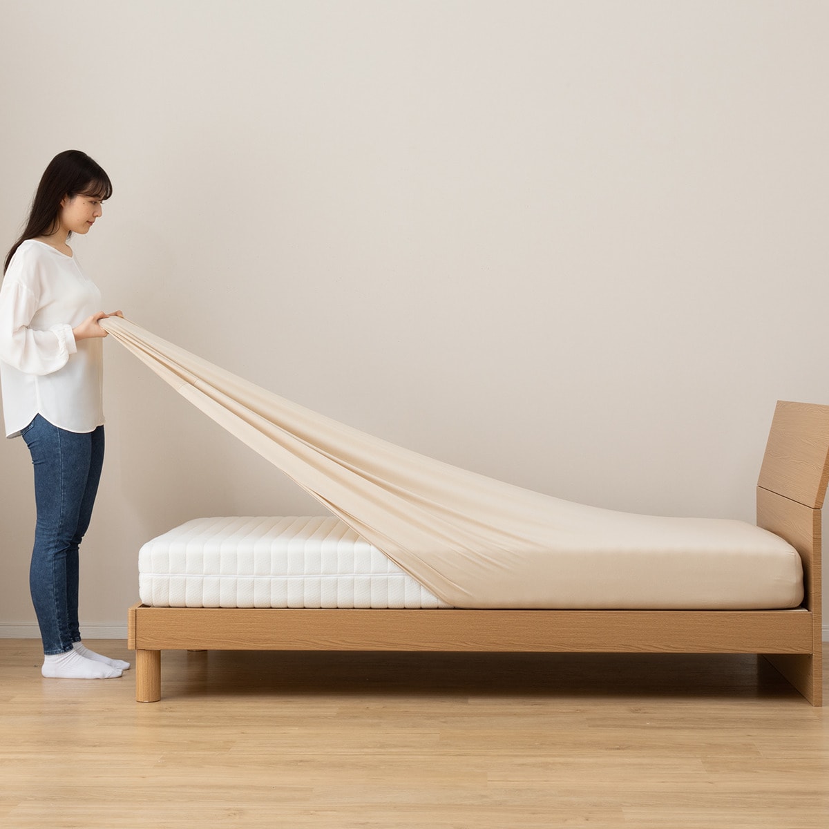 たて・よこストレッチ　Nフィットシーツ　セミダブル−ダブル用(イブBE SD-D)   【1年保証】