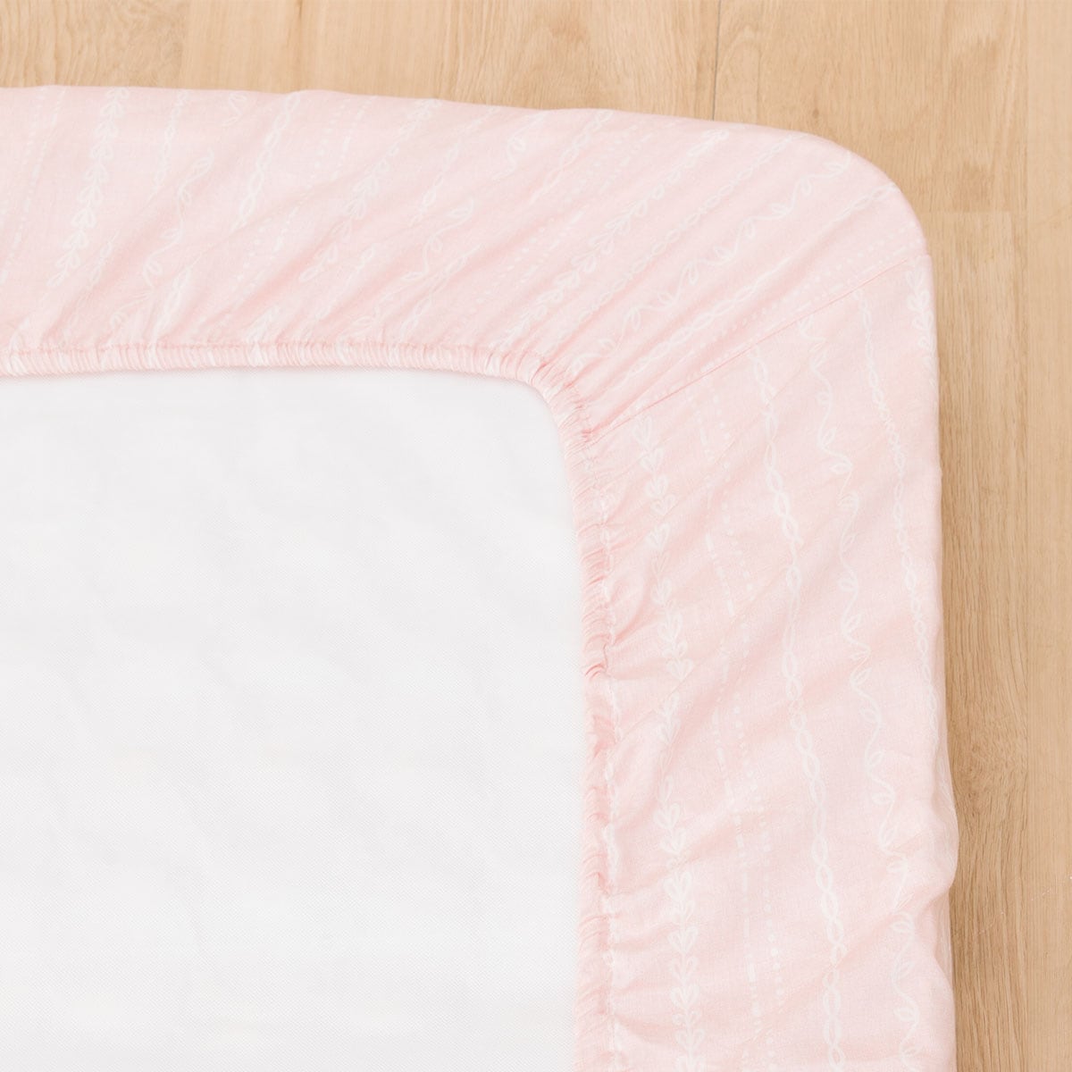 マルチすっぽりシーツ　ダブル(ブーケ D)   【1年保証】