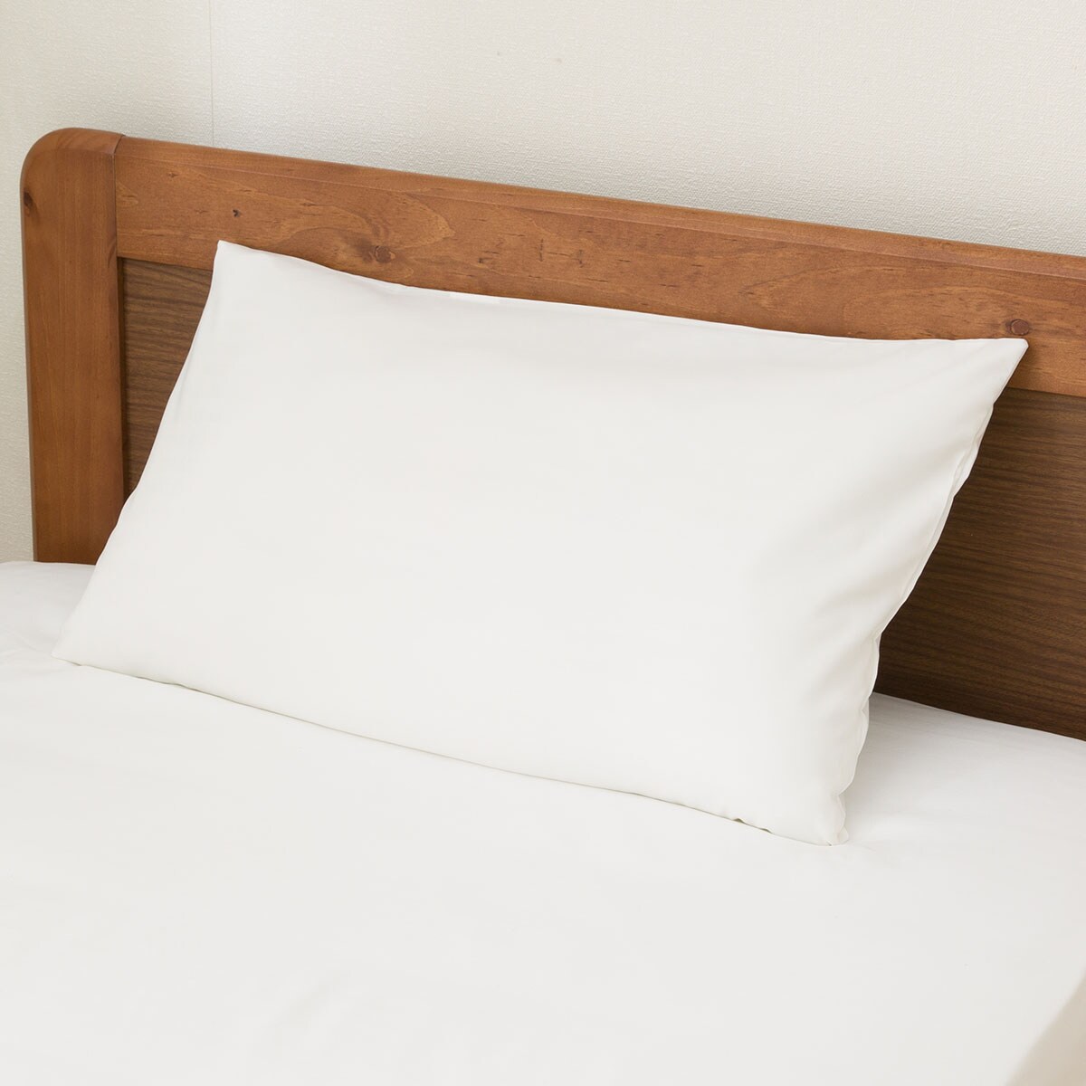 ニトリの枕カバー (EZ01 WH)(布団・寝具)