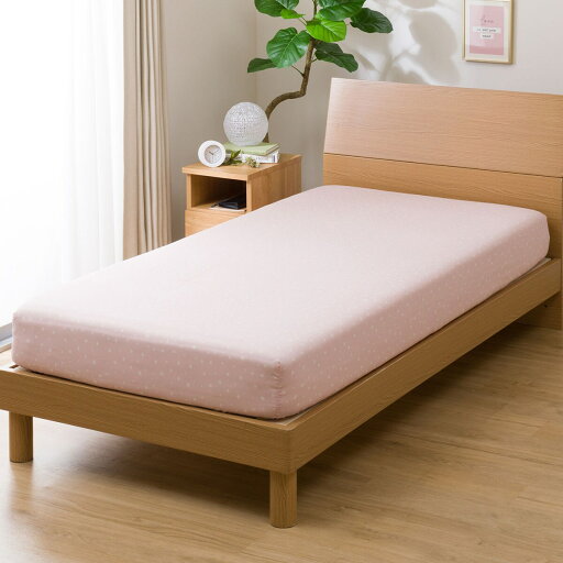 ニトリのマルチすっぽりシーツ セミダブル(ドット RO CS2320SD)   【1年保証】(布団・寝具)