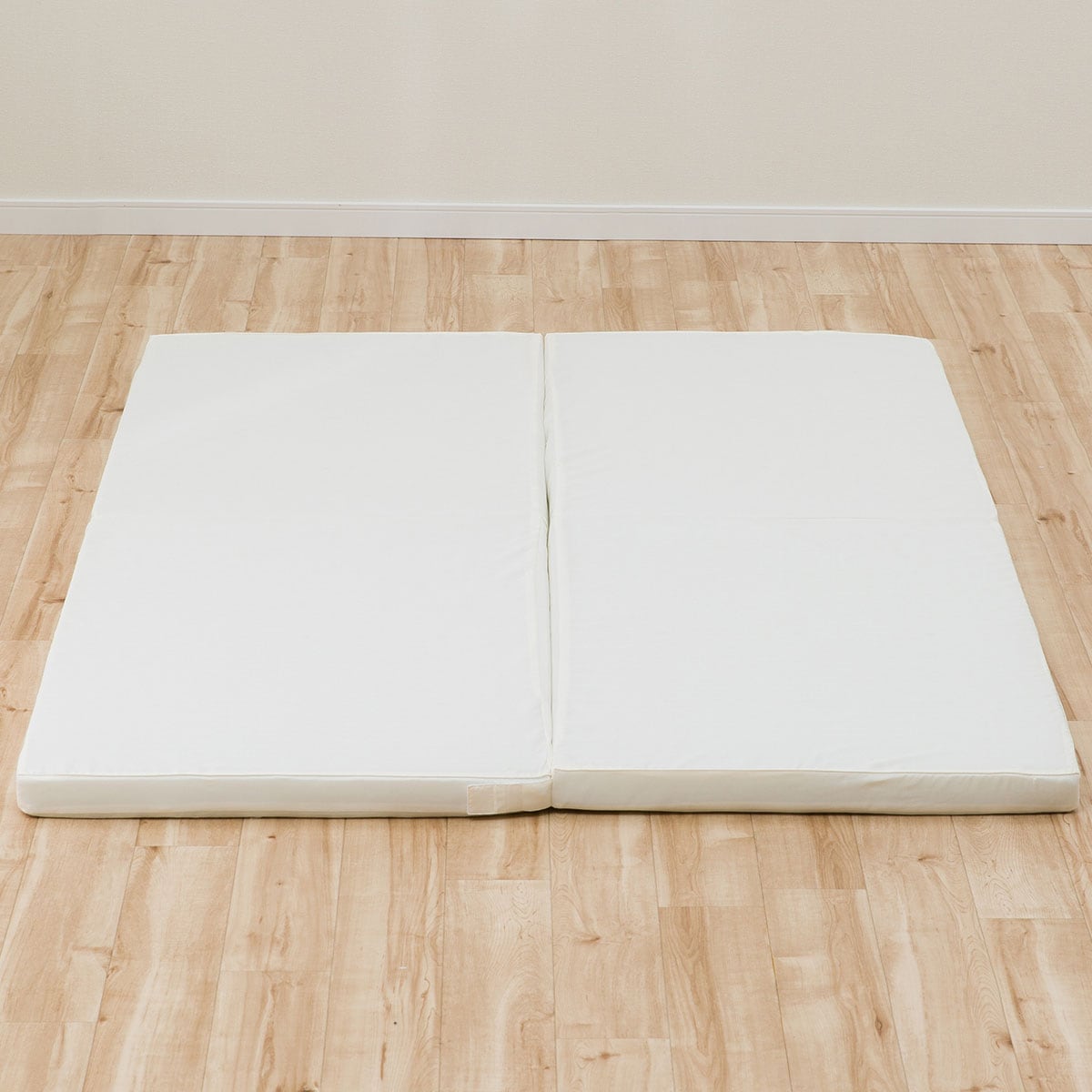 [厚さ5cm]通気性の良い4つ折りマットレス　セミダブル 折りたたみマットレス シングル 三つ折り 固め 高反発 腰痛 低反発 布団ふとん カビ 肩こり 軽量 寝具   【1年保証】