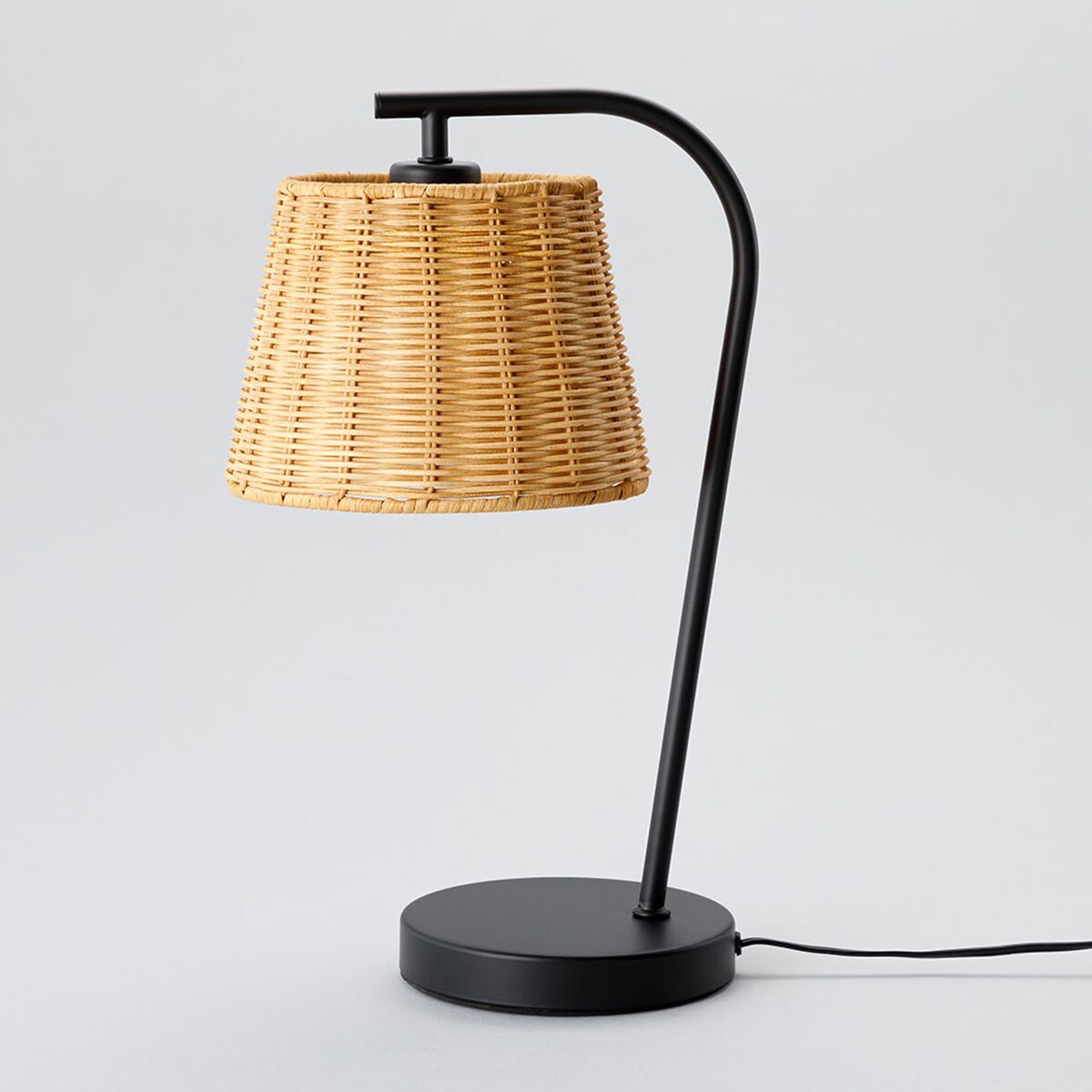 ラタンシェードテーブルランプ ANM (Living in Comfort)