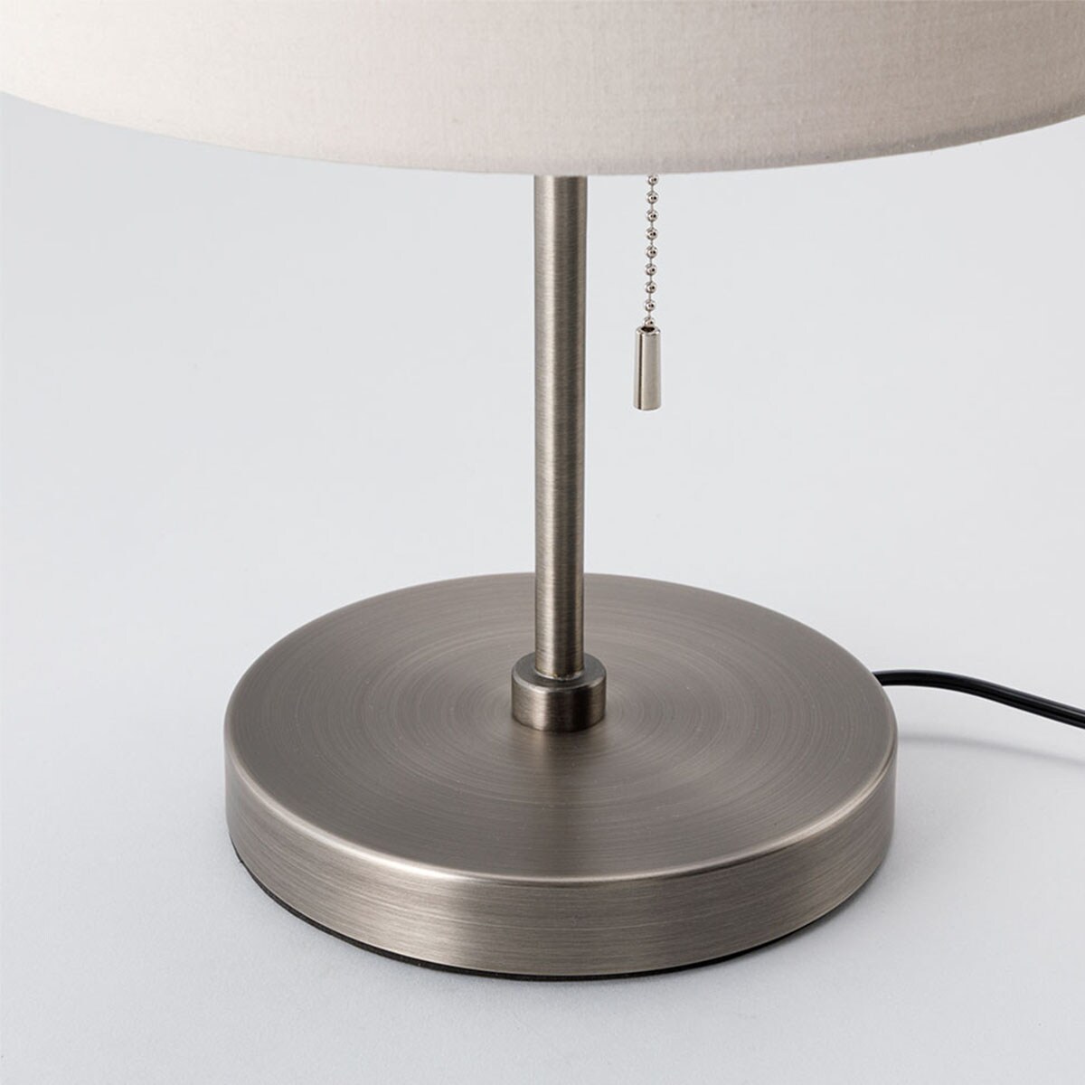 ファブリックシェードテーブルランプ ACM (Living in Comfort)