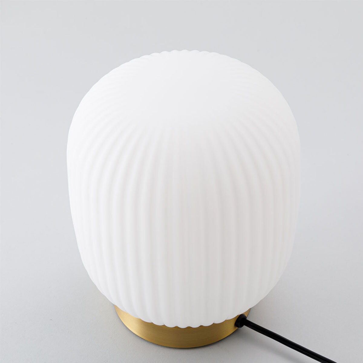 ガラスシェードテーブルランプ ANV (Living in Comfort)