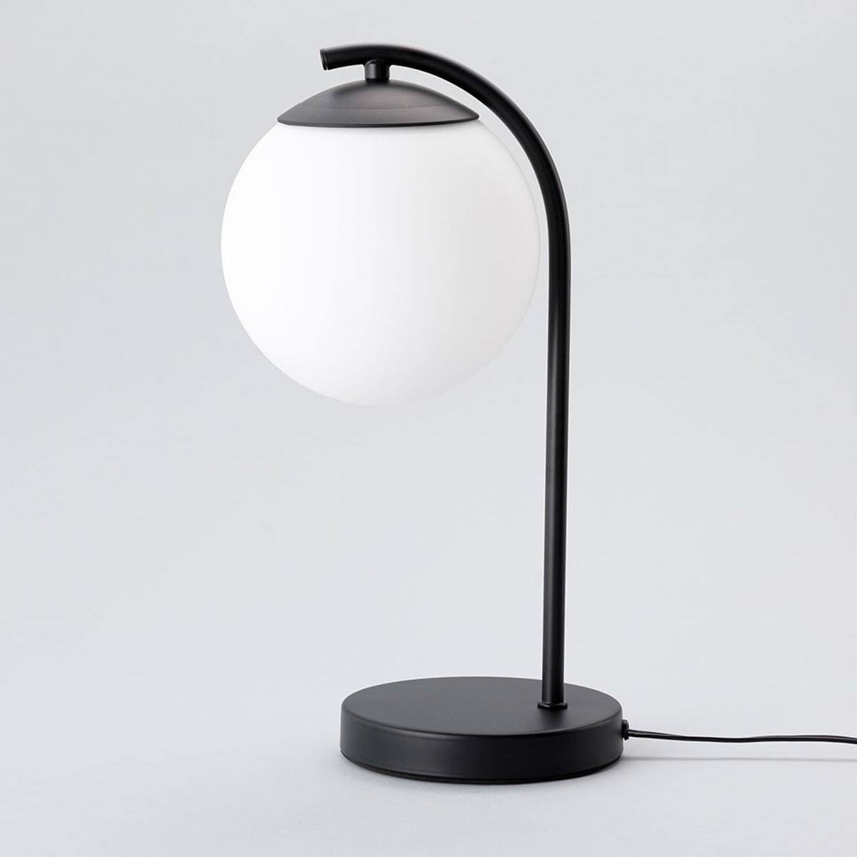 フロストガラステーブルランプ ASM (Living in Comfort)