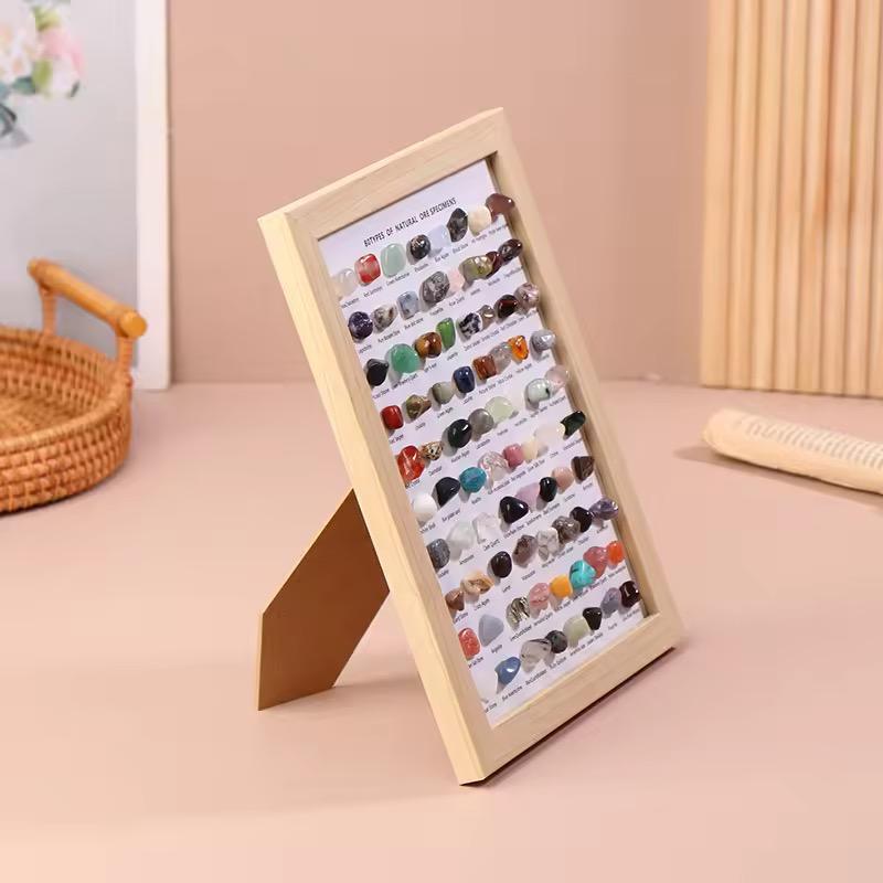 ☆80種類入り☆ 天然石コレクション 天然鉱石 標本 フレーム入り 石造 宝石 鉱物 額縁 クリスタル インテリア
