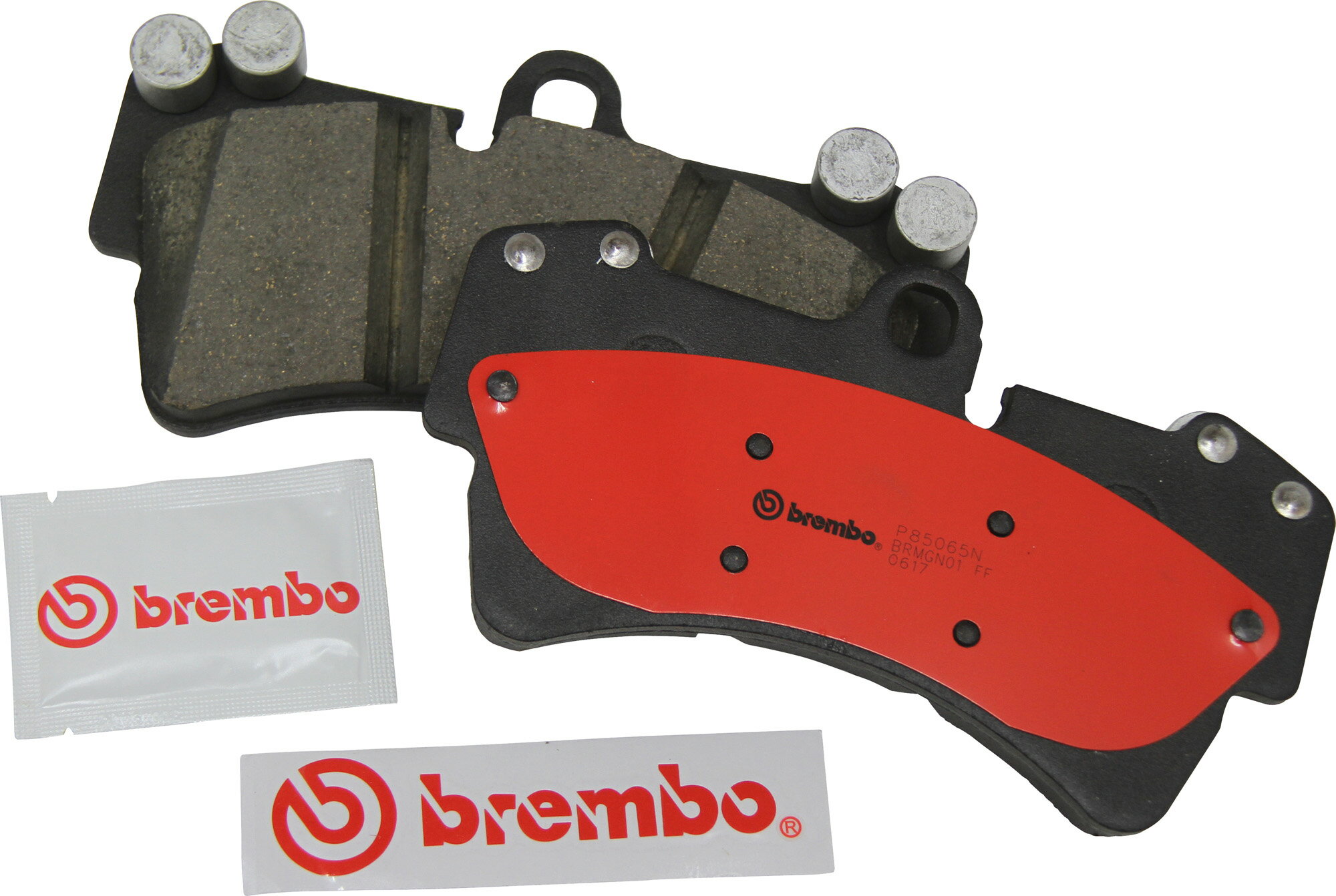 brembo ブレンボ ブレーキパッド CERAMIC PAD 日産 ブルーバード HU12 フロント P30 002N