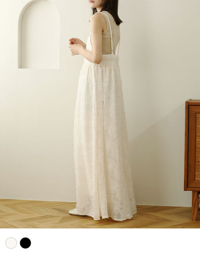 《対象クーポンで50％off》ワンピース 花柄 レース レディース ロング キャミワンピース ジャガード 花柄レース ボリューム レイヤード アイボリー ブラック 春 夏 ノアル noahl 240601のサムネイル
