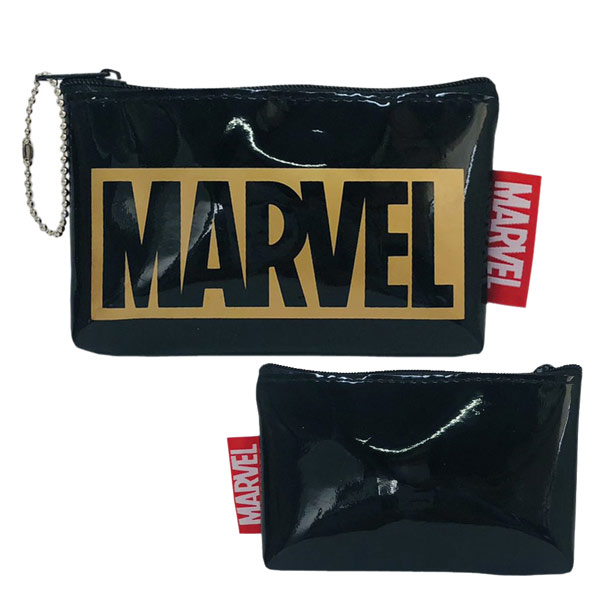 【ネコポス便発送可】アイプランニング K-3266B Marvel ミニポーチ エナメル ブラック W13×H8×D2cm マーベル ボックスロゴ ボールチェーン付き