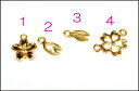 【メール便可】【1個入り】アクセサリー制作に♪桜の花びらチャーム☆さくらモチーフ☆ゴールドパーツ/アクセサリーパーツ/アンティークパーツ/金属パーツ/ハンドメイ...