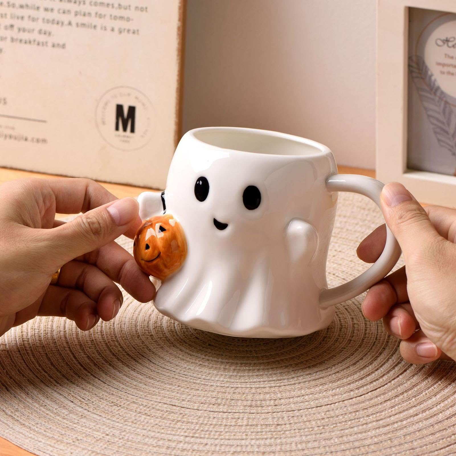 Rakuten - ハロウィンマグ - かわいい 陶器 ゴースト 柄 マグ - 取っ手付き セラミック コップ 家庭用 クリスマス 誕生日 ギフト 大人 ティーン 子供 女性 カップル 日常使い