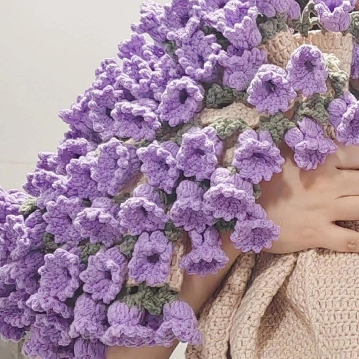 Rakuten - 『SNSで話題沸騰』 花束ブランケット ブーケブランケット かぎ針編み・ニット製・手編みフラワーデザイン 洗える 恋人へのデート 誕生日 母の日ギフト インスタ映え プレゼント