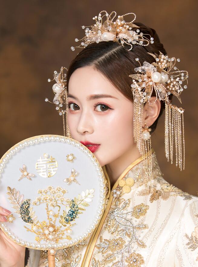 Rakuten - 可愛い髪飾り7点セット　チャイナ風ヘアアクセサリ　中国古代フリンジかんざし　簪　櫛　チュール　花　ラインストーン　レース　合金　華やか　華流舞台ステージ道具　中華コスプレ髪飾り　漢服唐装用　学園祭　結婚式
