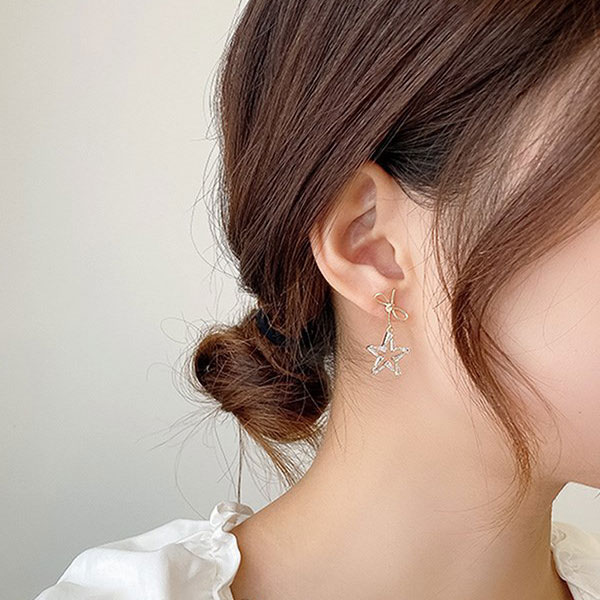 Rakuten - 【1000円均一】スター星ピアス★アメリカンビアス キュービック・ジルコニア 揺れる チェーンピアス ロングピアス 揺れるピアス ★レディース パール シルバー925　アレルギーフリー