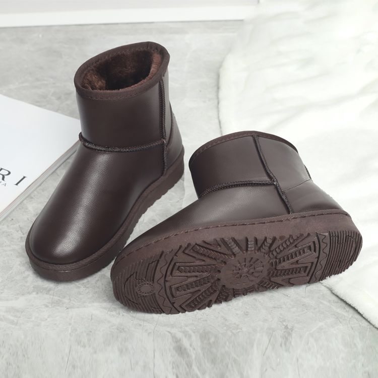 防水滑り止め新型スノーブーツ女性ショートブーツ平底韓国版綿靴厚い保温女性靴学生靴