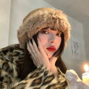 毛糸帽の女性は日系百合で顔が小さい冬には保温耳を厚くしてウサギの毛を保護して漁師帽を編む