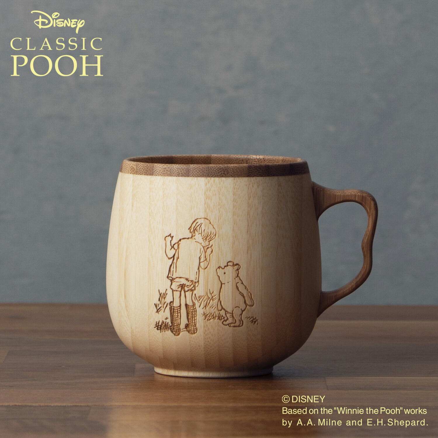 【最大1000円OFFクーポン配布中】 RIVERET CAFE AU LAIT MUG CLASSIC POOH リヴェレット マグカップ コーヒーカップ 350ml ディズニー くまのプーさん コラボ 天然素材 日本製 軽量 食洗器対応 リベレット RV-205WCPのサムネイル