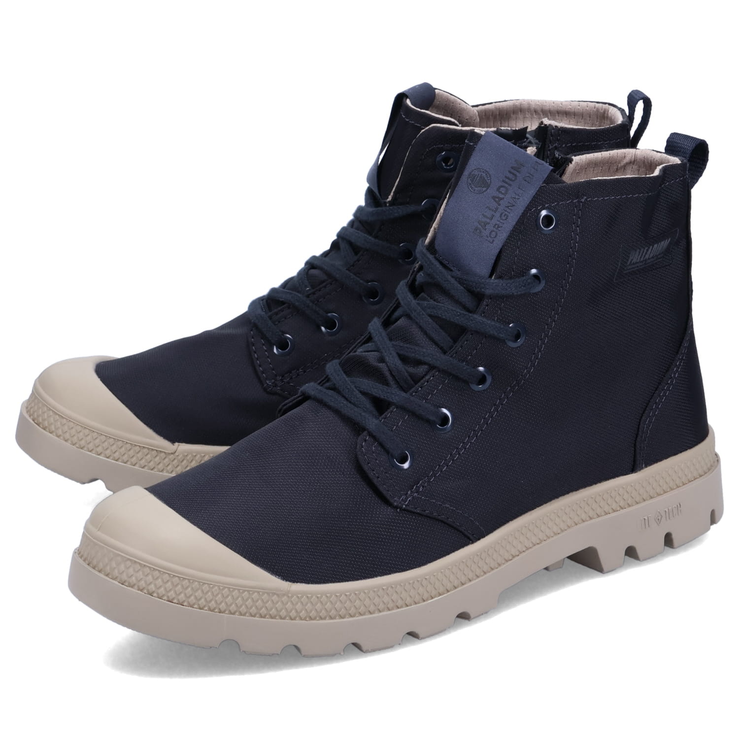 PALLADIUM PAMPA HI SEEKER LITE+ WP+ パラディウム スニーカー パンパ ハイ シーカー ライト プラス メンズ 防水 ブラック 黒 77856-009