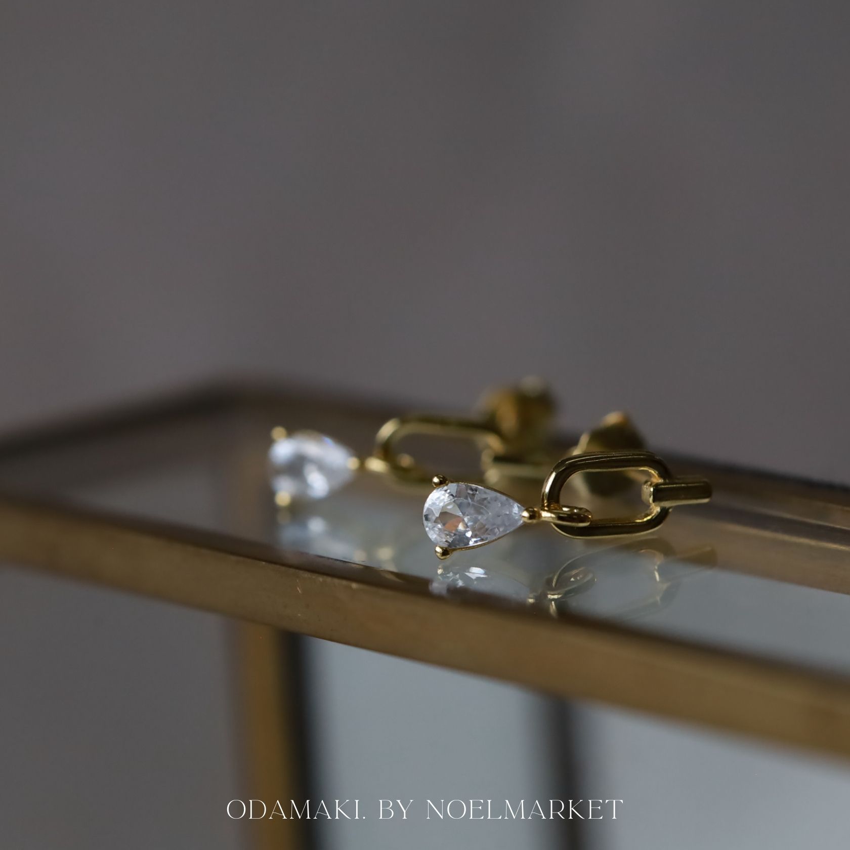 ピアス 金属アレルギー ダイヤ 小ぶり つけっぱなし 18k シンプル 金属アレルギー対応 仕事 人気 上品 両耳用 レディース アクセサリー ピンクゴールド シルバー ゴールド 女性 大人 彼女 誕生日 プレゼント