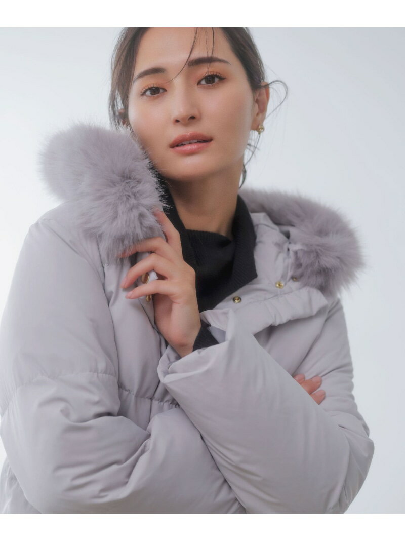 ファー付きショートダウンコート Noela ノエラ ジャケット・アウター ダウンジャケット・ダウンベスト グレー ネイビー ベージュ【送料無料】[Rakuten Fashion]